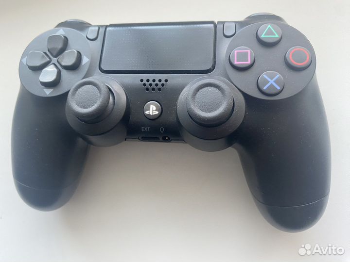 Геймпад ps4