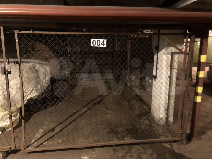 Машиноместо, 14 м²