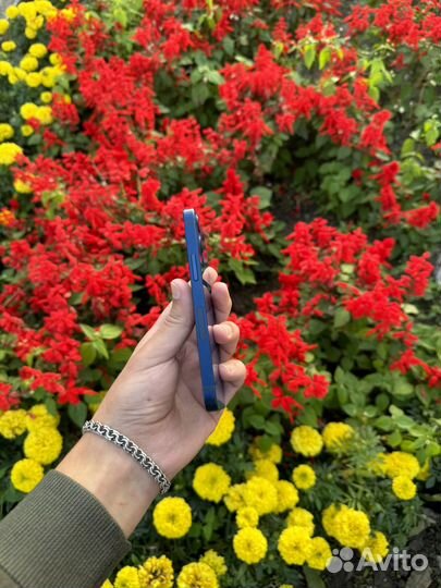 iPhone 12 mini, 64 ГБ