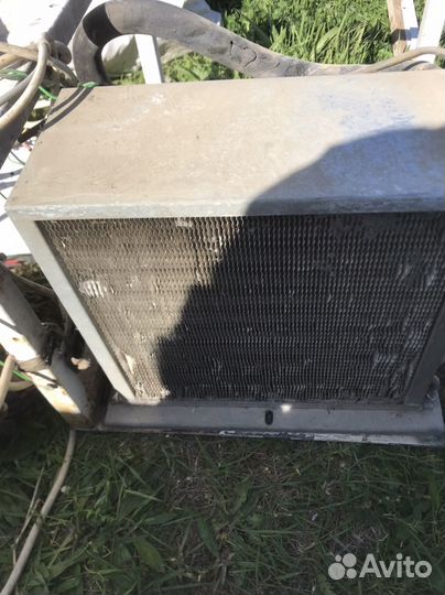 Холодильная витрина бу