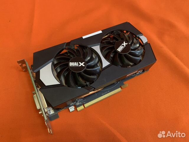 Видеокарта SapphirE Radeon R9 270 2Gb