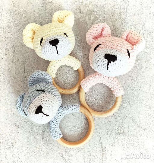 Мягкая игрушка на буковом колечке