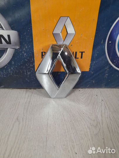 Эмблема Значок перед renault logan 2 stepway