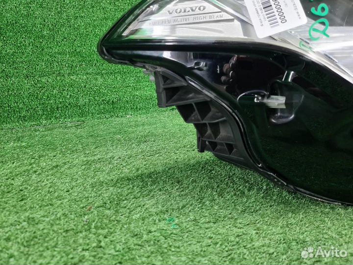 Фара правая Volvo XC90