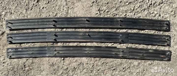 Накладка на задний бампер Jeep Grand Cherokee ZJ