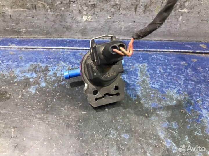 Клапан вентиляции бензобака Chrysler Crossfire