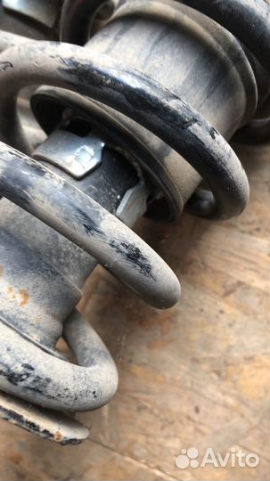 Стойки амортизаторов Toyota Mark 2 110