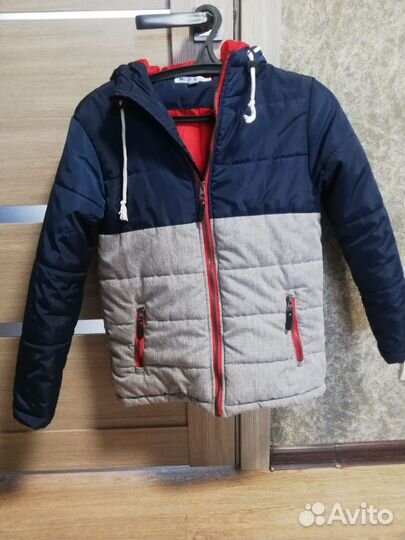 Продам куртки