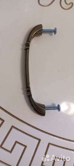 Мебельные ручки