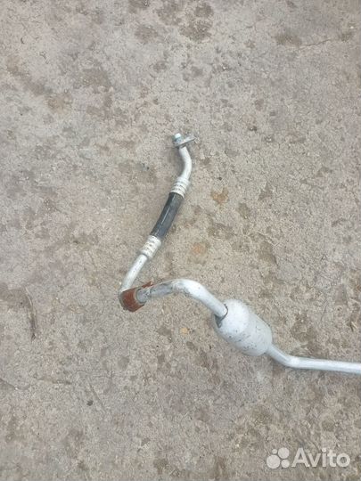 Трубка кондиционера Mitsubishi Pajero 2