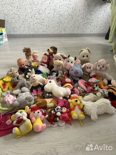 Игрушки пакетом развивающие и мягкие