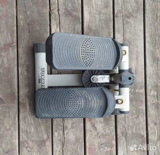 Бронь. Тренажер степпер