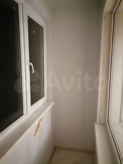 2-к. квартира, 54 м², 2/5 эт.