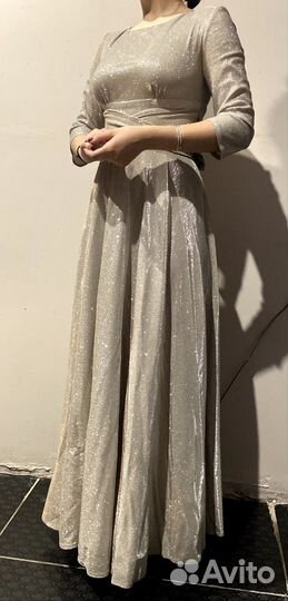 Платье серебристое