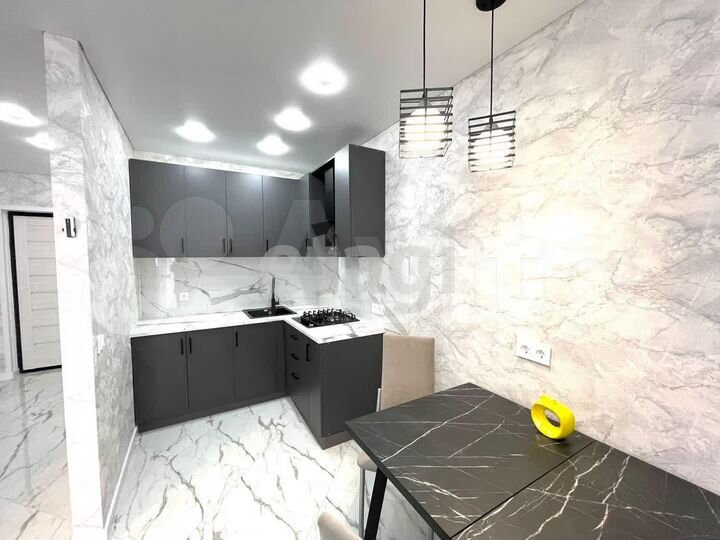 1-к. квартира, 37,3 м², 8/10 эт.