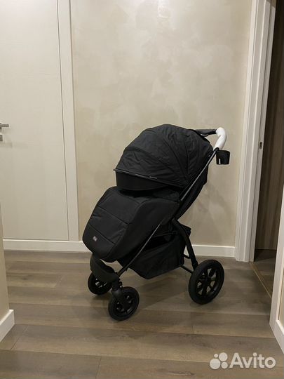 Новая прогулочная коляска babycare venga