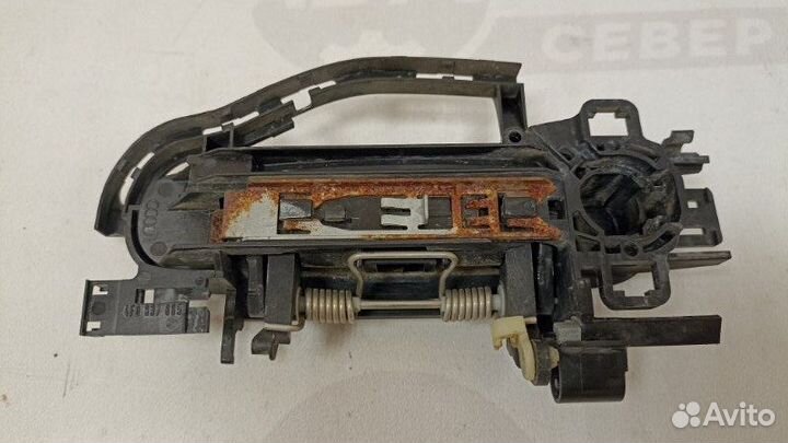 Ручка двери внешняя задняя левая Audi A6 C6 BDW