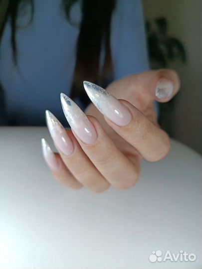 Маникюр педикюр