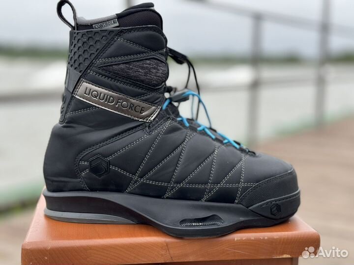 Крепления Liquid Force Сlassiс 6х