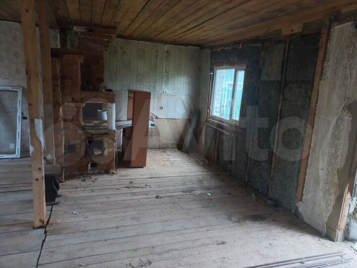 3-к. квартира, 60 м², 1/1 эт.