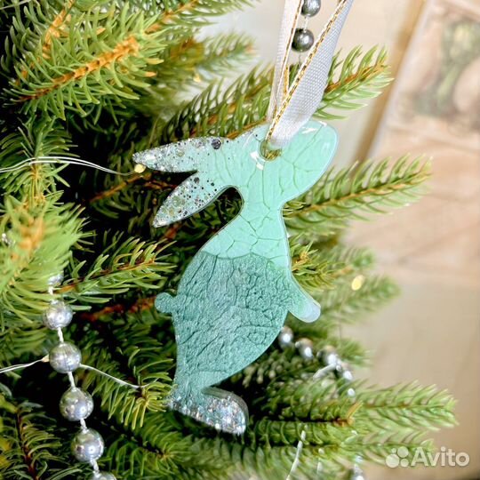 Новогодние игрушки из эпоксидной смолы