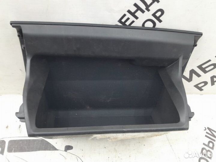 Бардачок Toyota Rav4 40