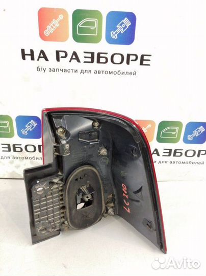 Фонарь задний левый Toyota Land Cruiser 200