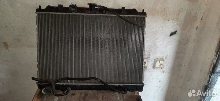 Радиатор двигателя / радиатор основной Nissan