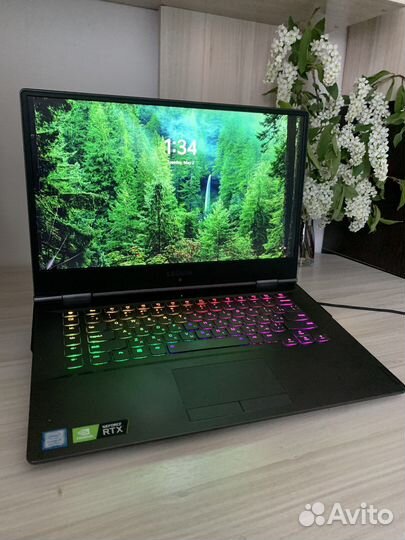 Игровой ноутбук Lenovo y740 RTX 2070 i7-8750H