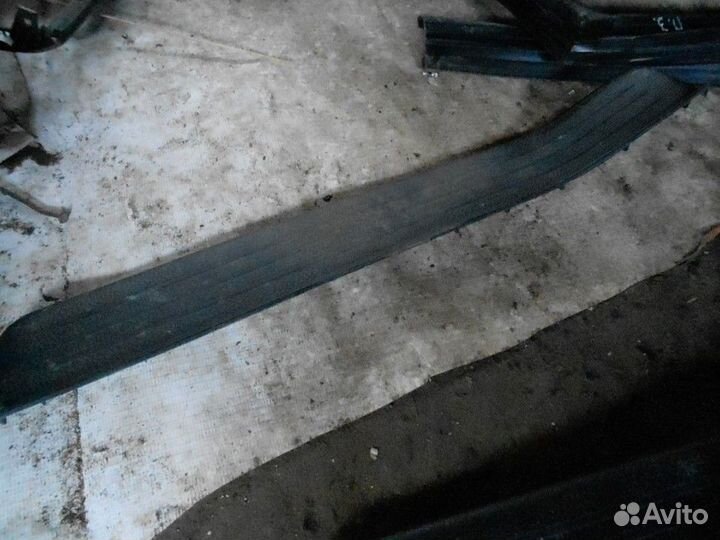 Накладка порога задняя правая Infiniti M 2004-2010