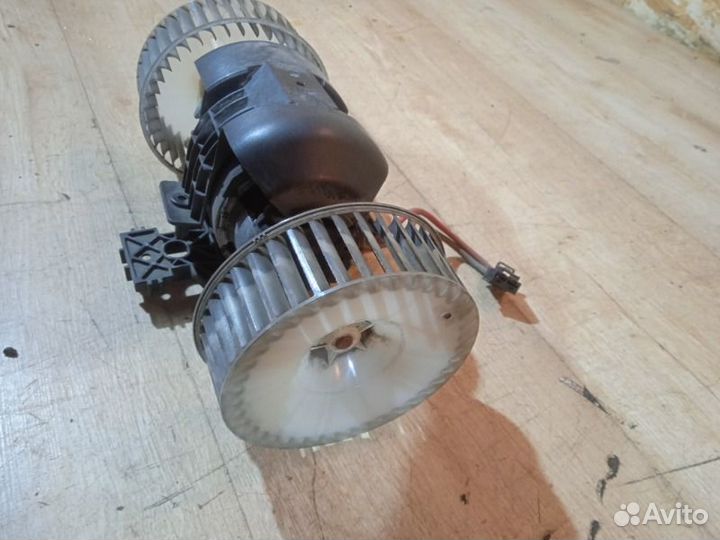 Мотор печки Mercedes-Benz S-Class W221 3.5 2007