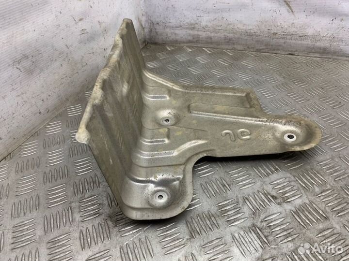 Экран тепловой Nissan X-Trail T31 MR20DE 2007-2015