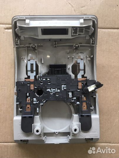 Салоный плафон передний Audi A3 8P(3505)