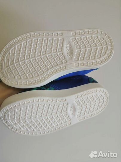 Слипоны crocs