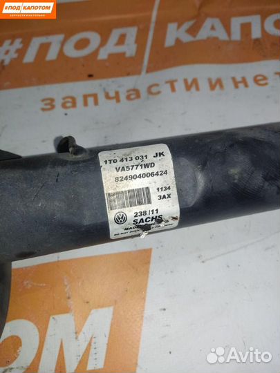 Стойка амортизатора передняя правая Volkswagen 6