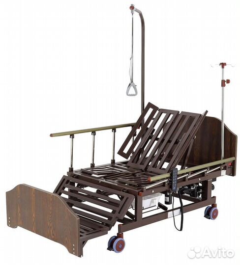 Медицинская кровать для инвалидов