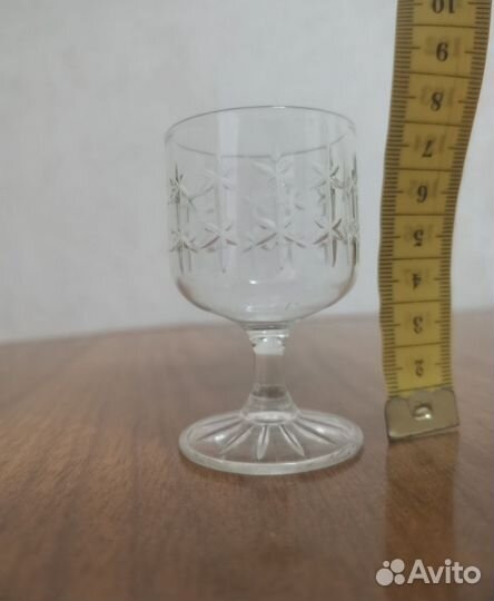 Хрустальные фужеры и рюмки