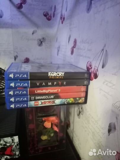 Продам ps4 slim 1tb