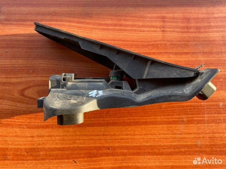 Педаль газа Vw Passat B6 универсал BKP 2006