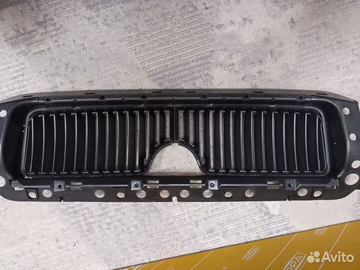 Решетка Радиатора Skoda Octavia