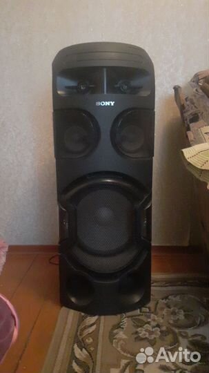 Музыкальная колонка с блютузом и караоке sony