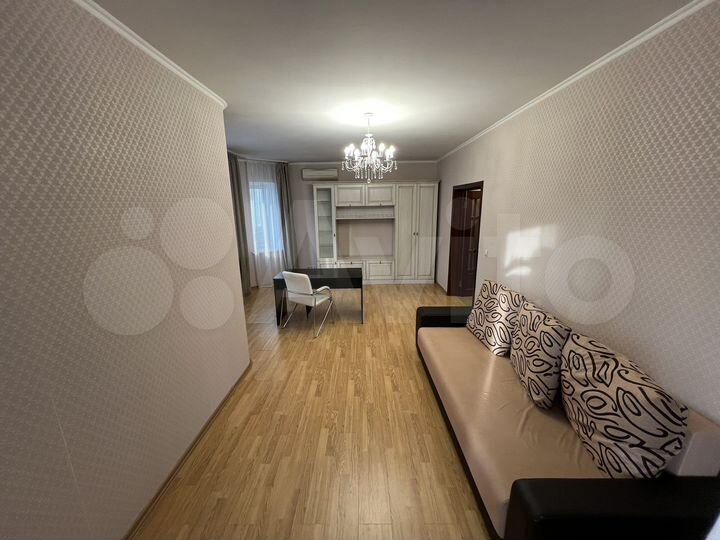 2-к. квартира, 75 м², 3/17 эт.