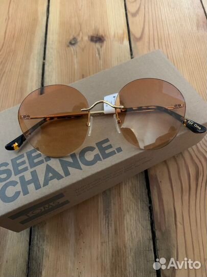 Солнцезащитные очки Toms