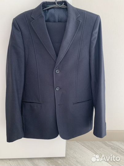 Школьный костюм