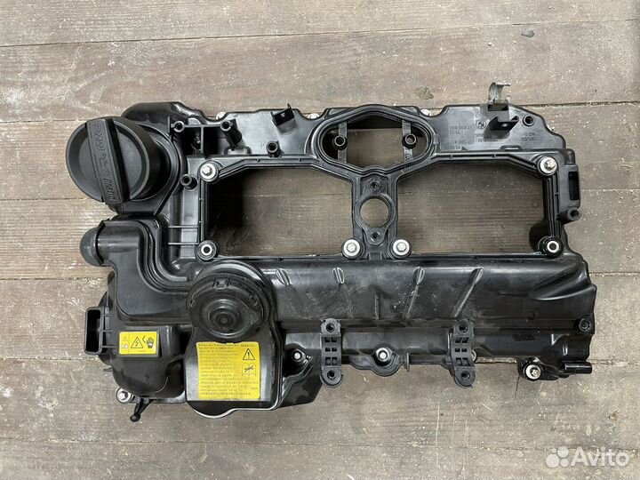 Крышка головки блока цилиндров BMW