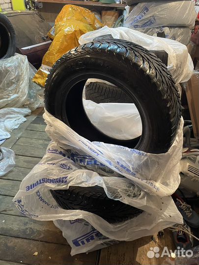 Yokohama Ice Guard Stud IG55 255/60 R18