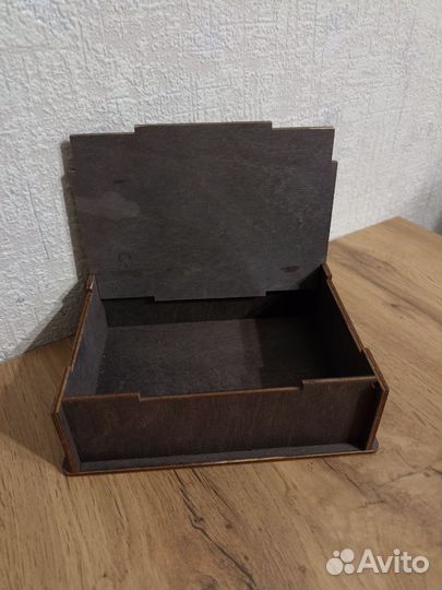 Коробка подарочная деревянная