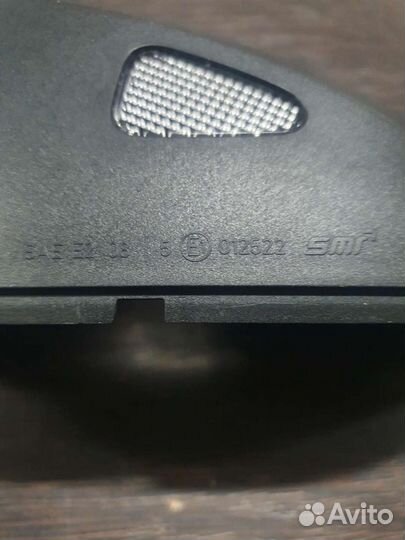 Пoвтopитeль в зеркaло Vоlkswаgеn Рassаt Cс 2008+ л