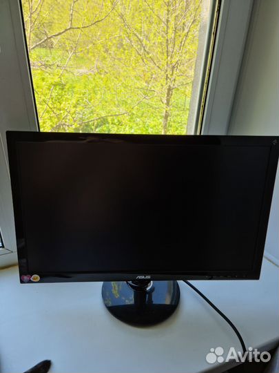Монитор Asus 24