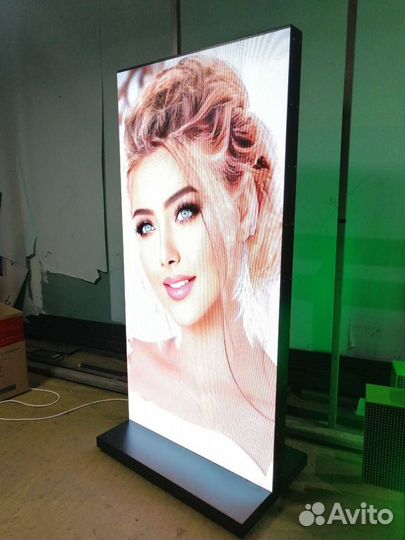 Видеостойка (напольный LED экран) для рекламы